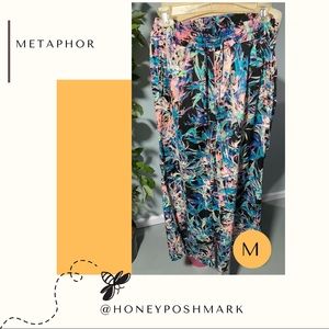 Metaphor pants